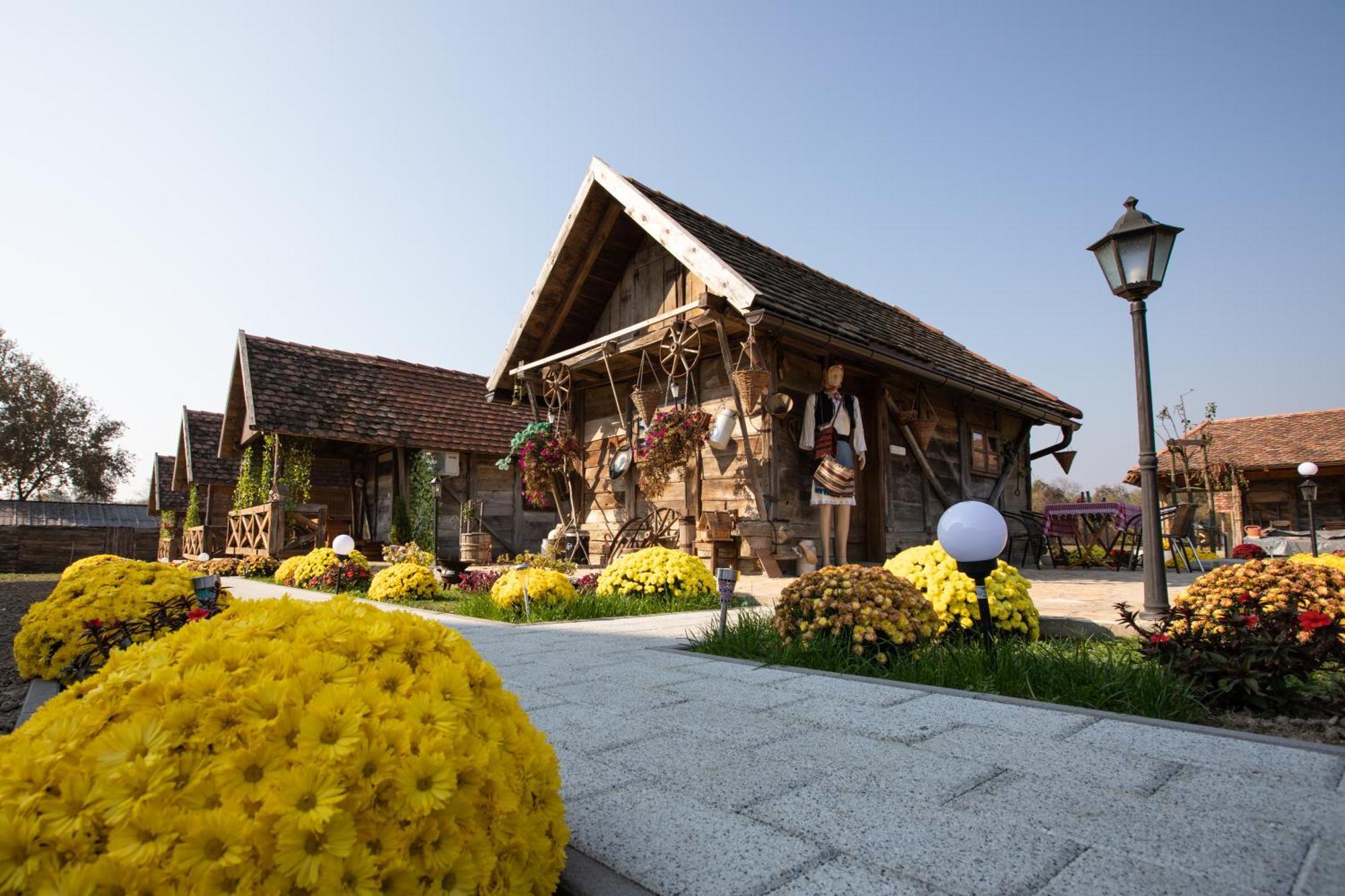 Hotel Etno Selo Eden Zeravacki Potok Zimmer foto
